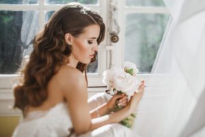 Elegancia natural: Consejos para un maquillaje de novia atemporal
